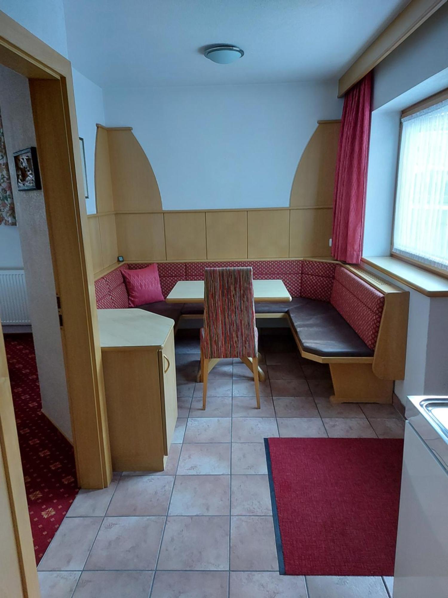 Haus Monika Und Haus Claudia Hotel Майерхофен Екстериор снимка