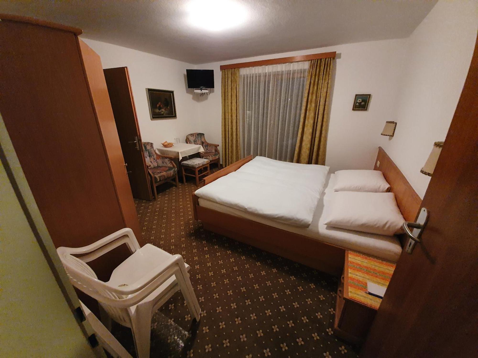 Haus Monika Und Haus Claudia Hotel Майерхофен Екстериор снимка