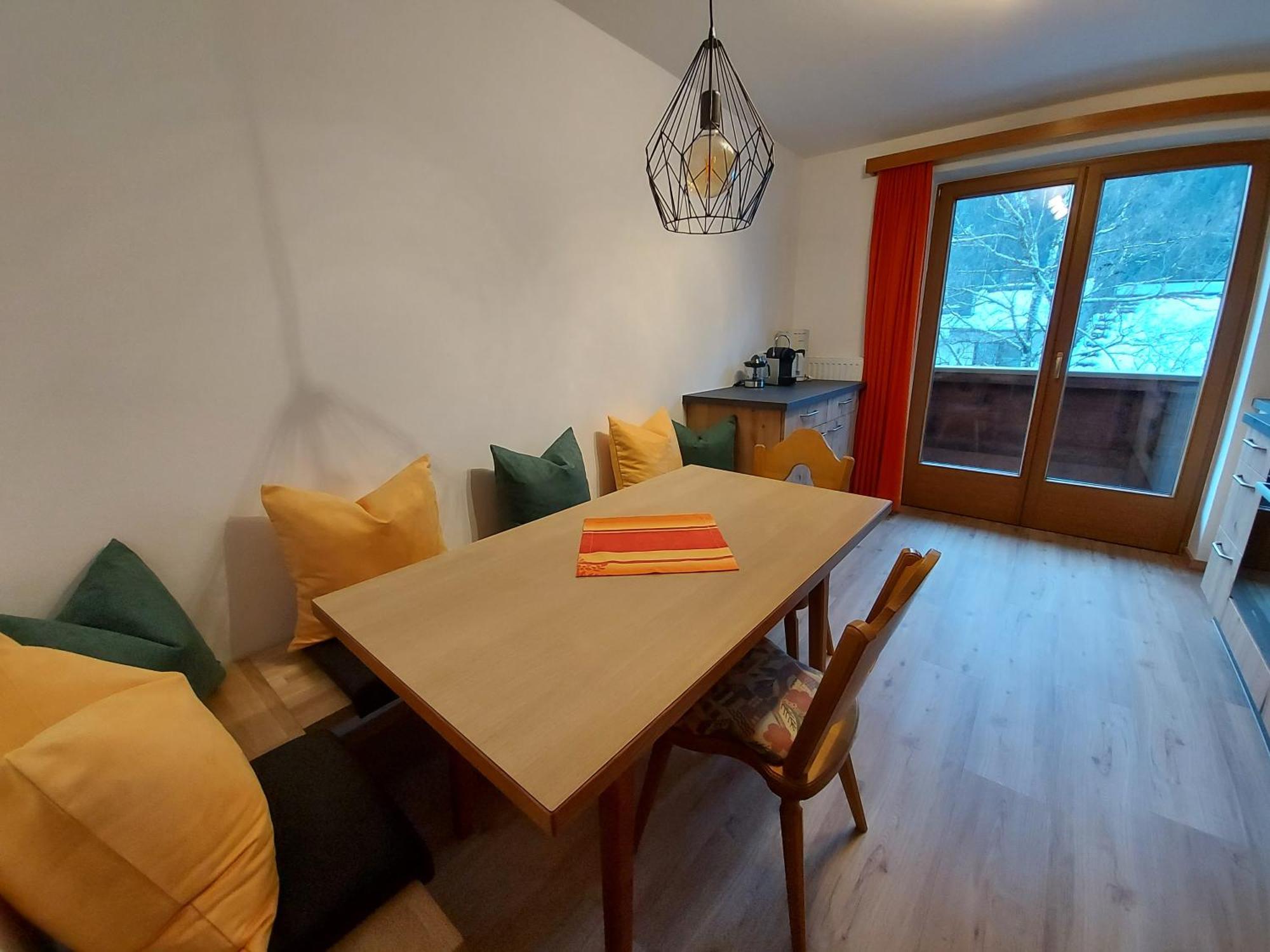 Haus Monika Und Haus Claudia Hotel Майерхофен Екстериор снимка