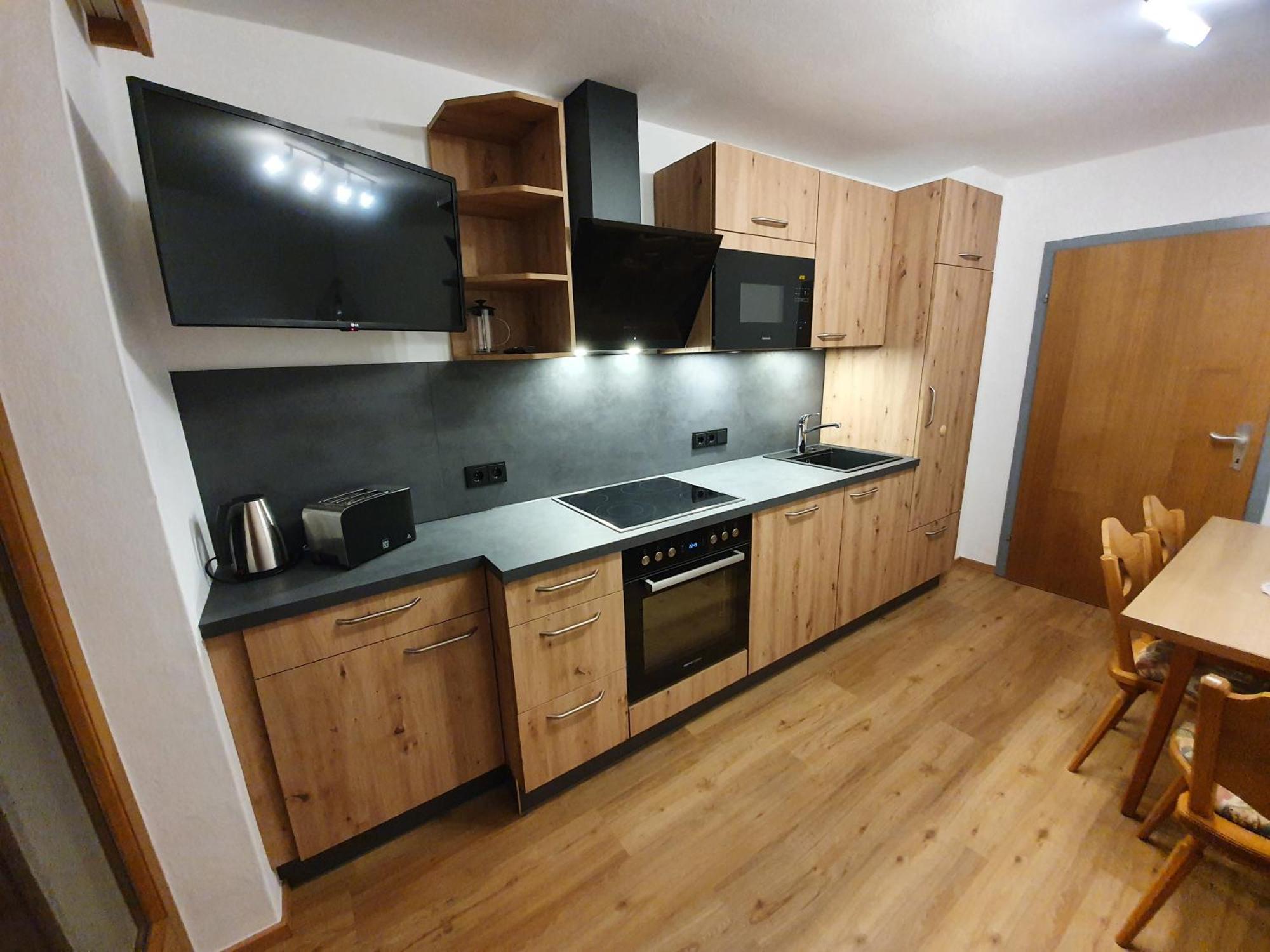 Haus Monika Und Haus Claudia Hotel Майерхофен Екстериор снимка